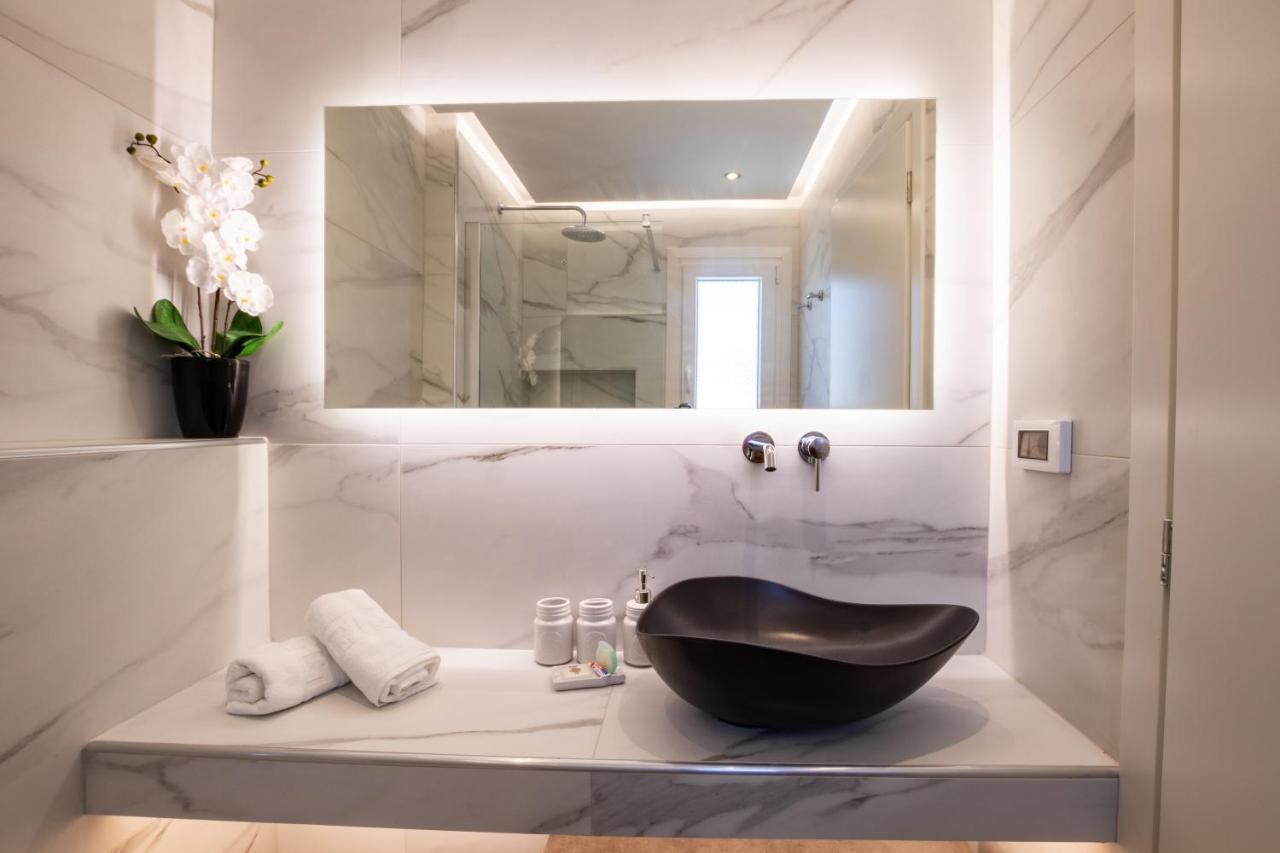Aronia Luxury Apartments Karpathos 외부 사진